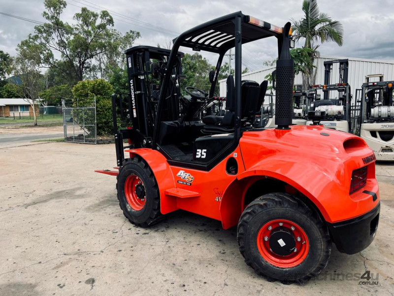 Hangcha 3.5t 4WD Forklift CPCD35 - 4.3m Triplex 3 Speed Diesel Wet Brake System